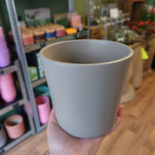 Load image into Gallery viewer, Phil Pot 12.5cm

