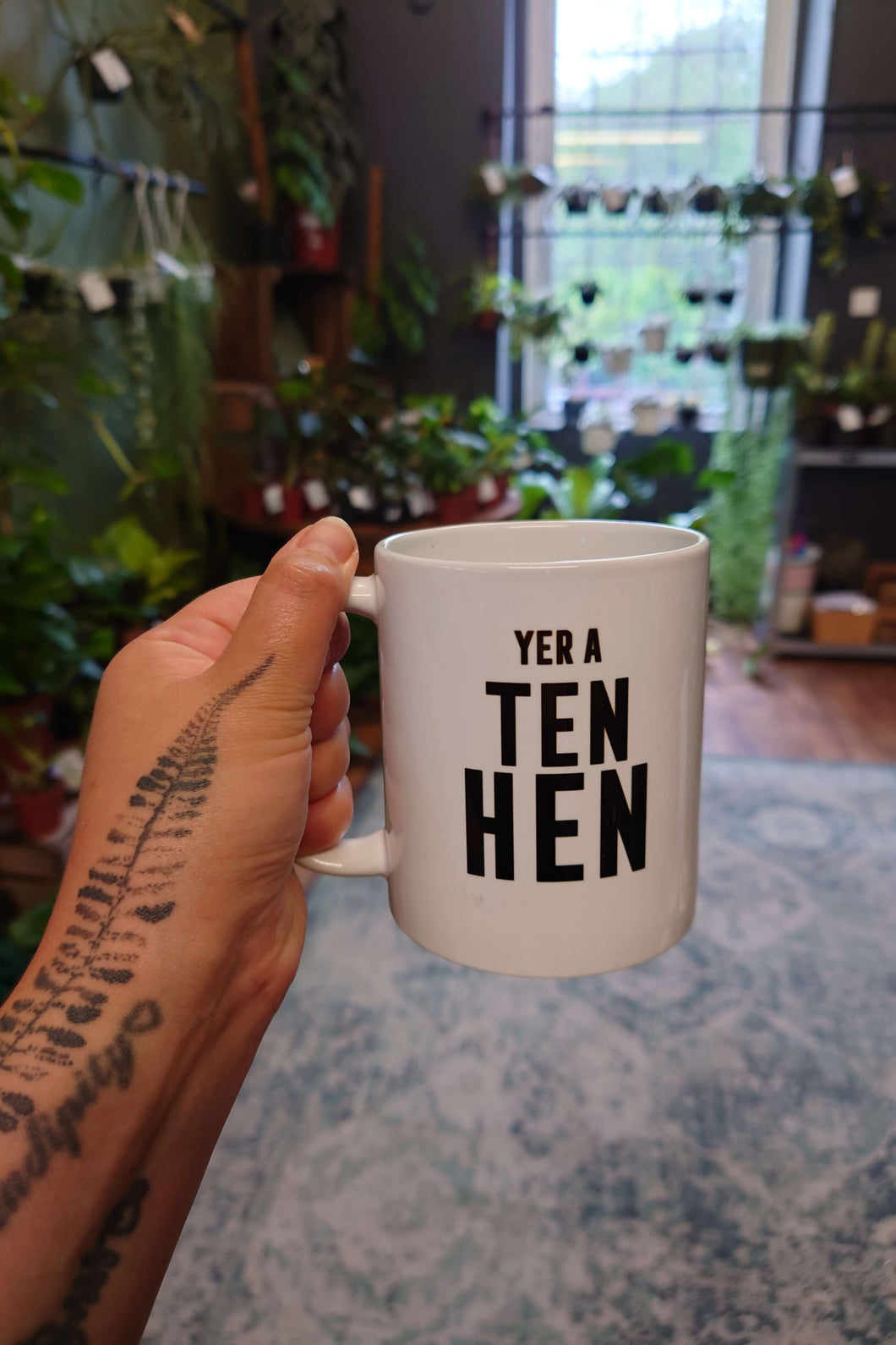 Gie it Laldy Mugs